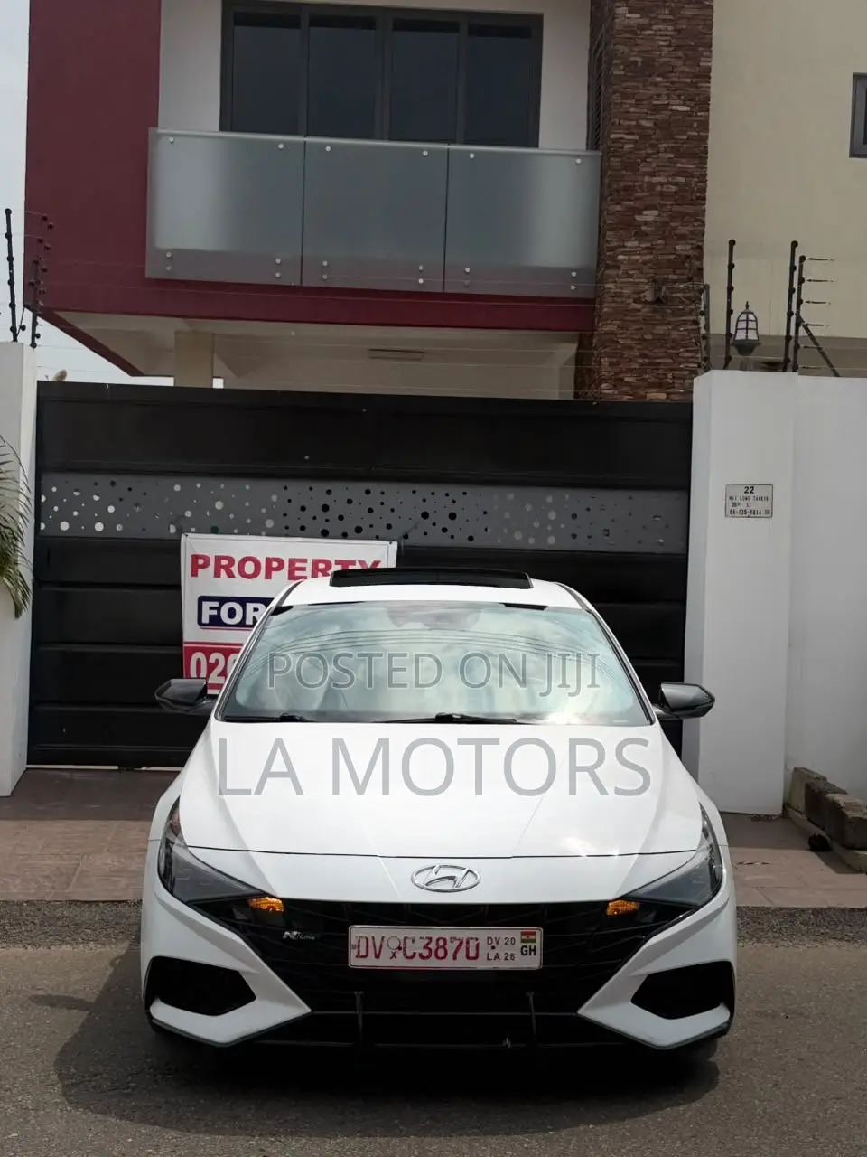 Hyundai Elantra 2022 White