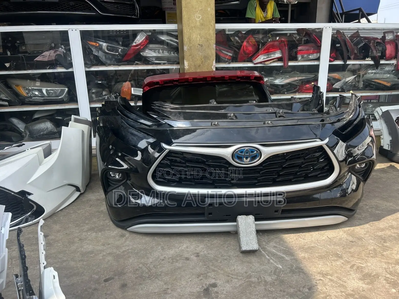 TOYOTA HIGHLANDER 2025 Front Bumper