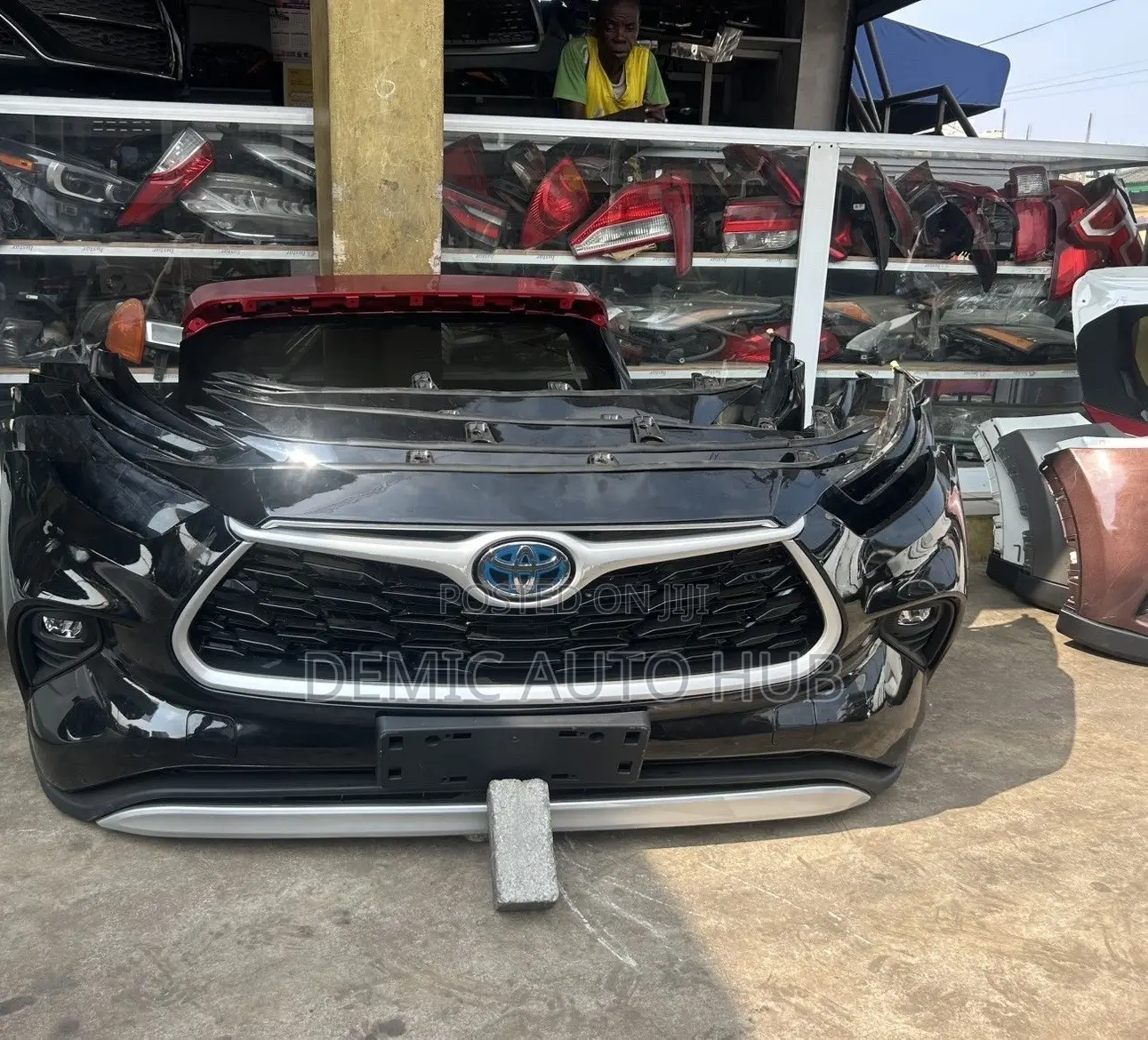 TOYOTA HIGHLANDER 2025 Front Bumper