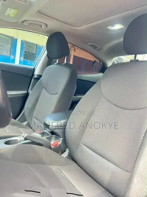 Hyundai Elantra 2016 Black
