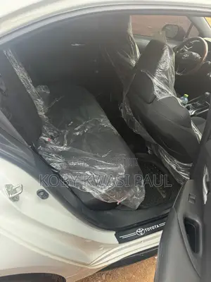 Toyota Corolla SE 2020 White