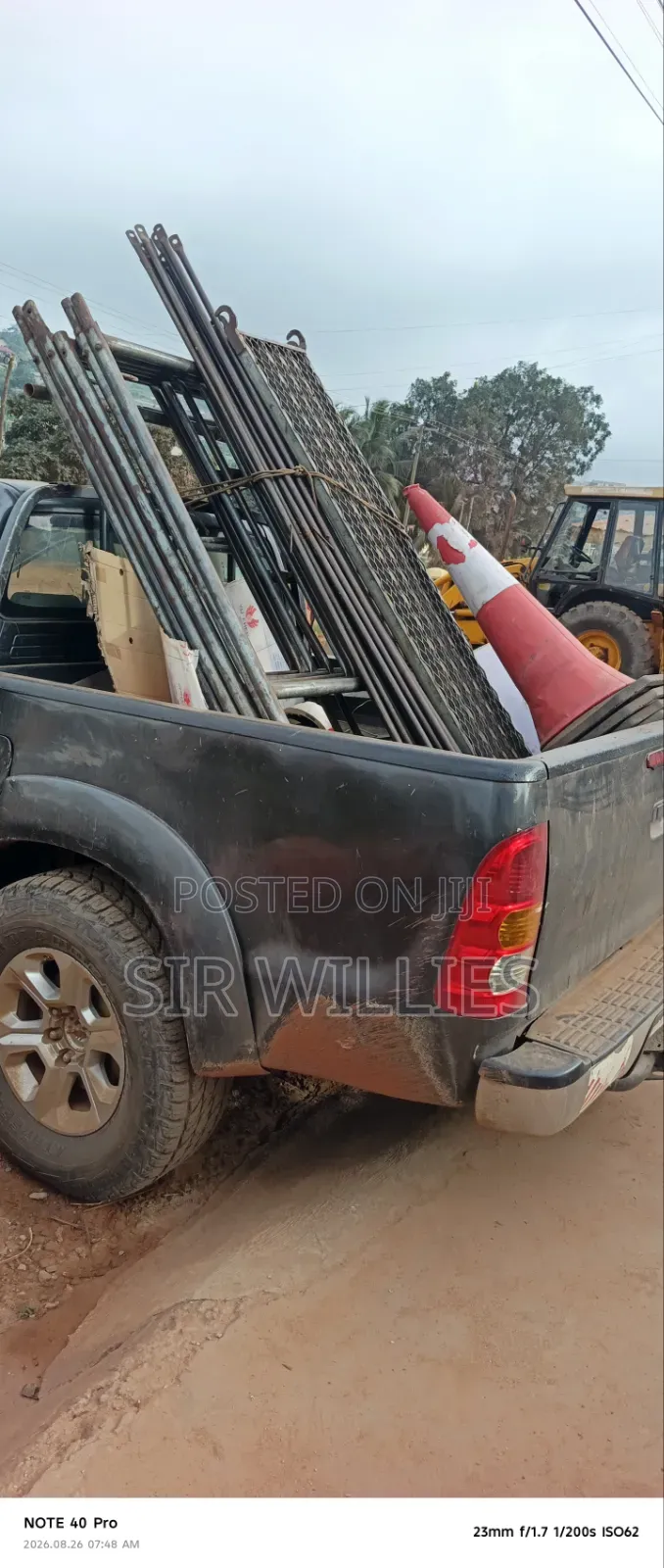 Toyota Hilux 2010 Black
