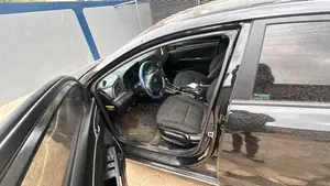 Hyundai Elantra Limited 2018 Black