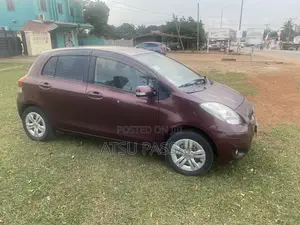 Toyota Vitz 1.3 AWD 3dr 2010 Pearl