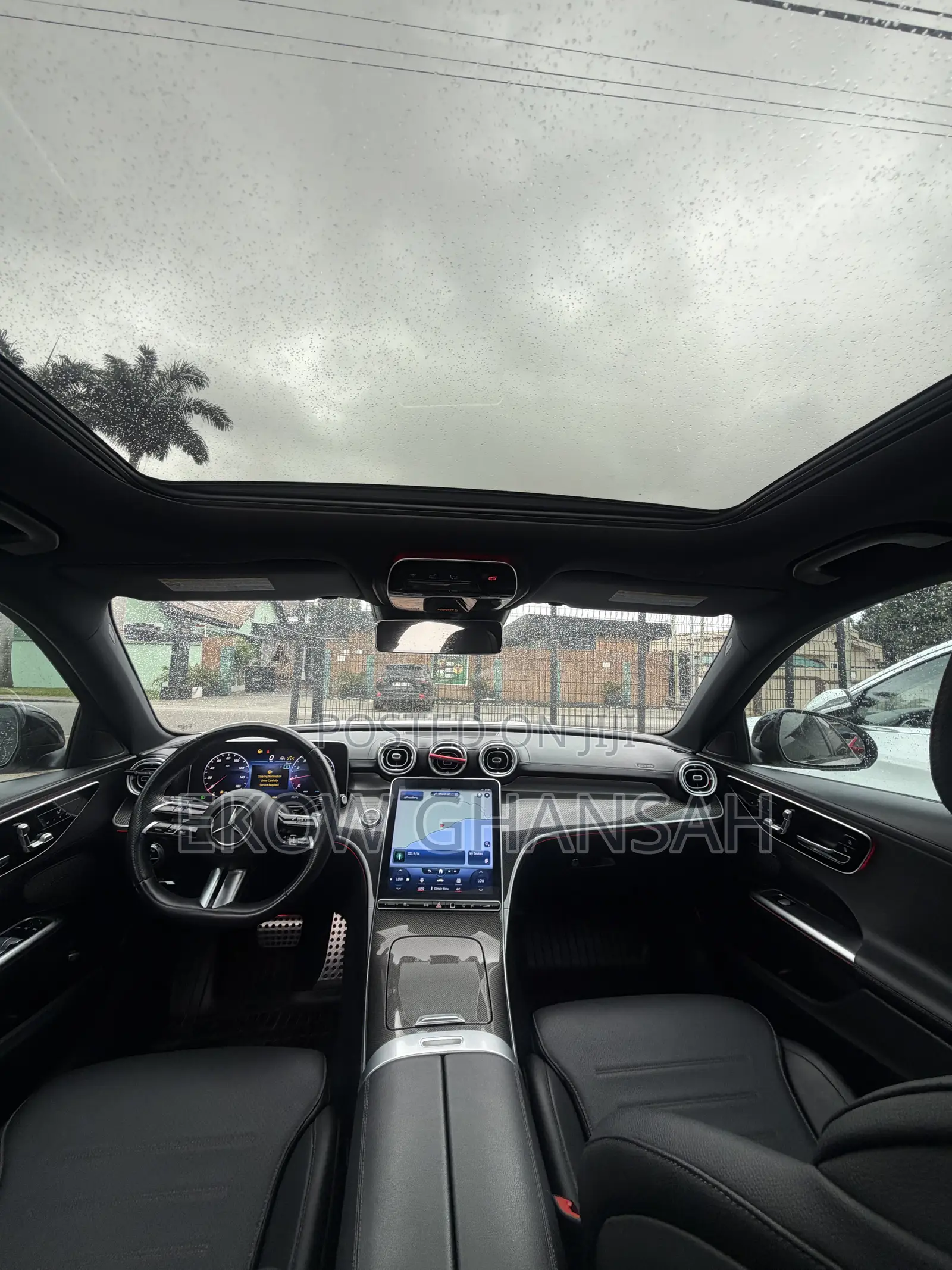 Mercedes-Benz C300 2023 White