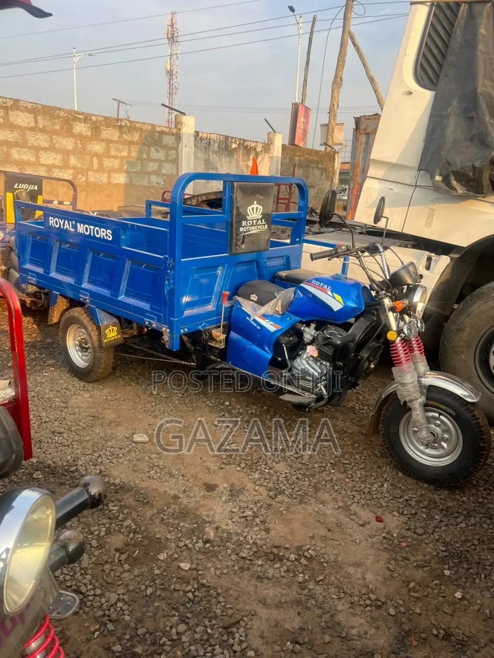 New Royal Motorcycle 2025 Blue