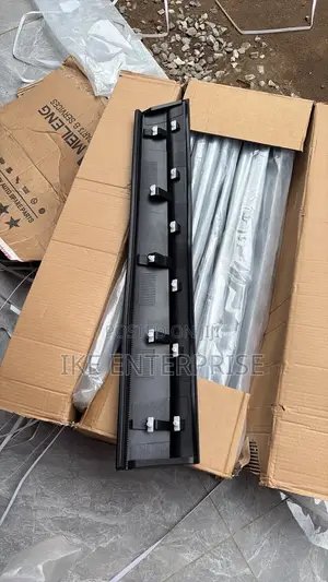 Honda Pilot Front Door Moulding 2018,2019,3020,2021,2022