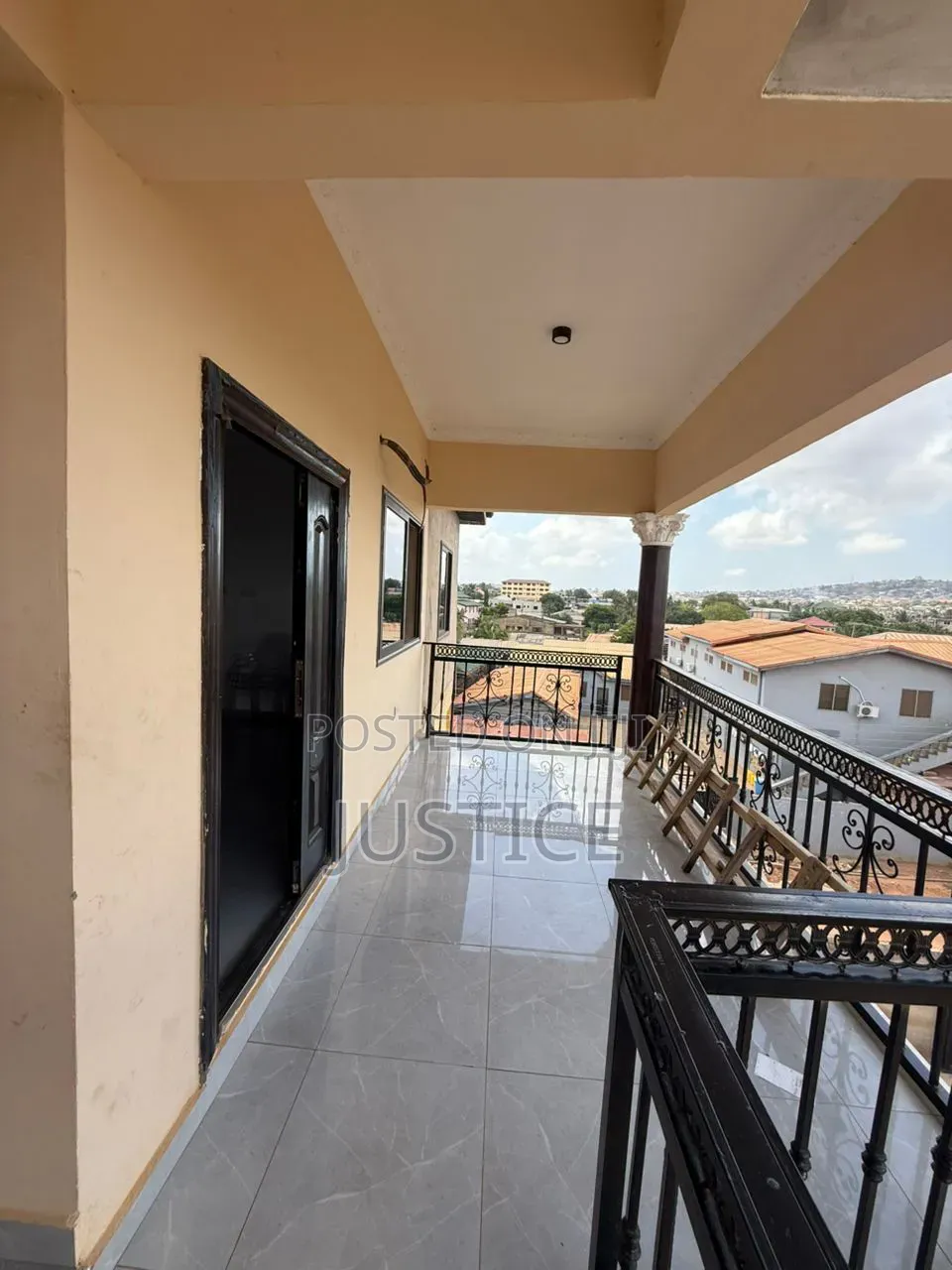 2bdrm Apartment in Ablekuma Curve, Olebu for rent