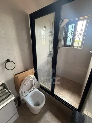 2bdrm Apartment in Ablekuma Curve, Olebu for rent