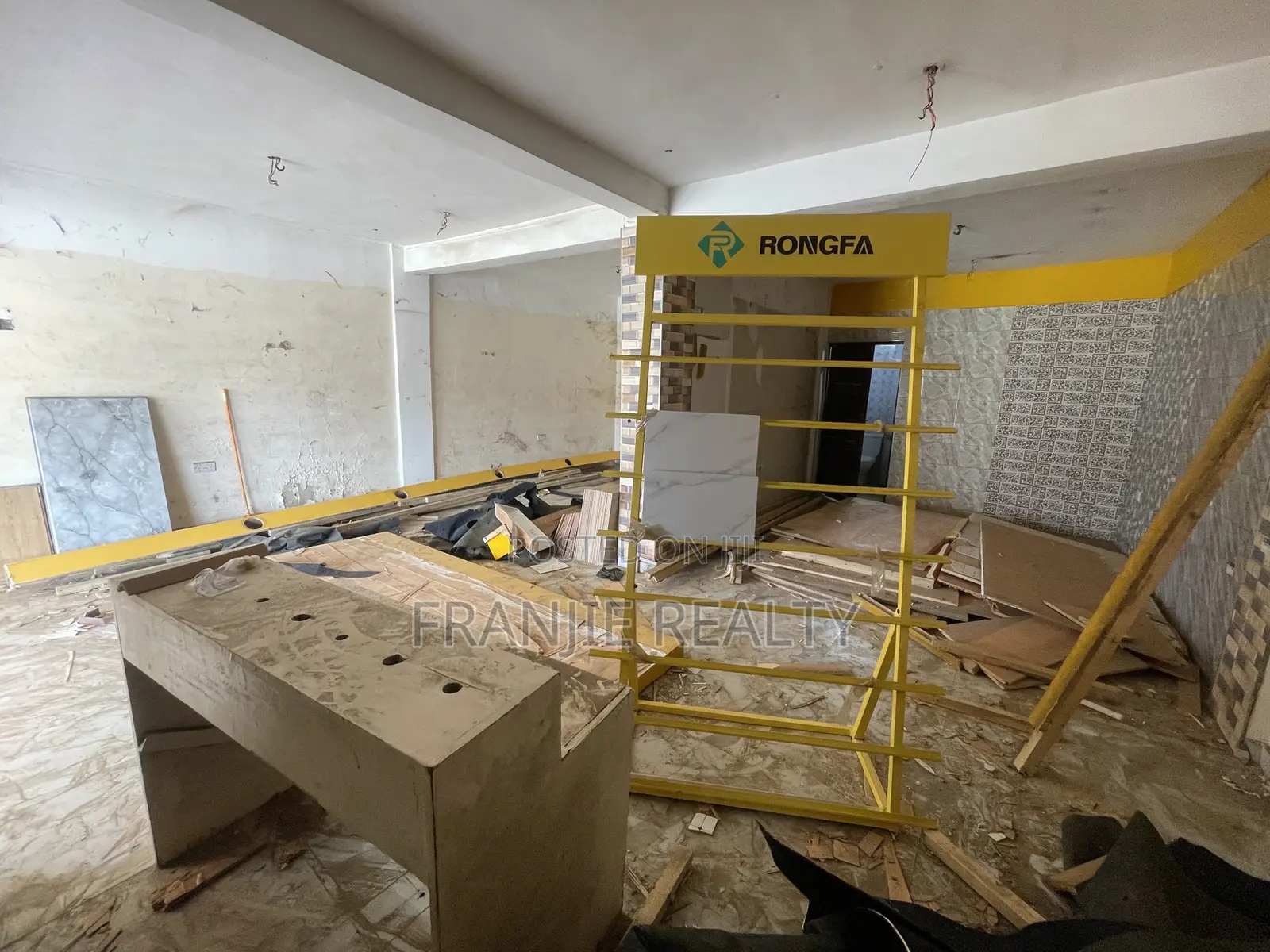 Double Store for Rent at Kasoa New Market