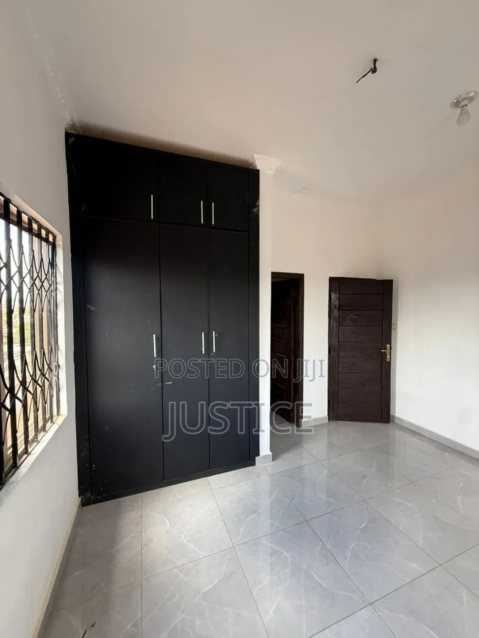 2bdrm Apartment in Ablekuma Curve, Olebu for rent