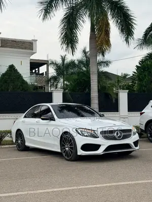 Mercedes-Benz C300 2017 White
