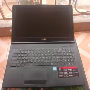 Laptop MSI 8GB Intel Core i5 HDD 1T
