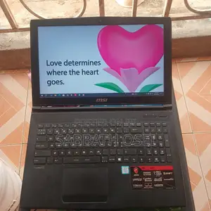 Laptop MSI 8GB Intel Core i5 HDD 1T