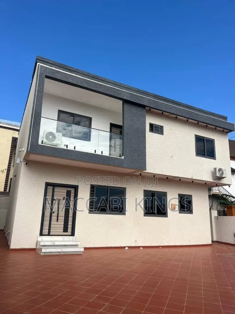 4bdrm House in Maccabi Real Estate, Kumasi Metropolitan for sale