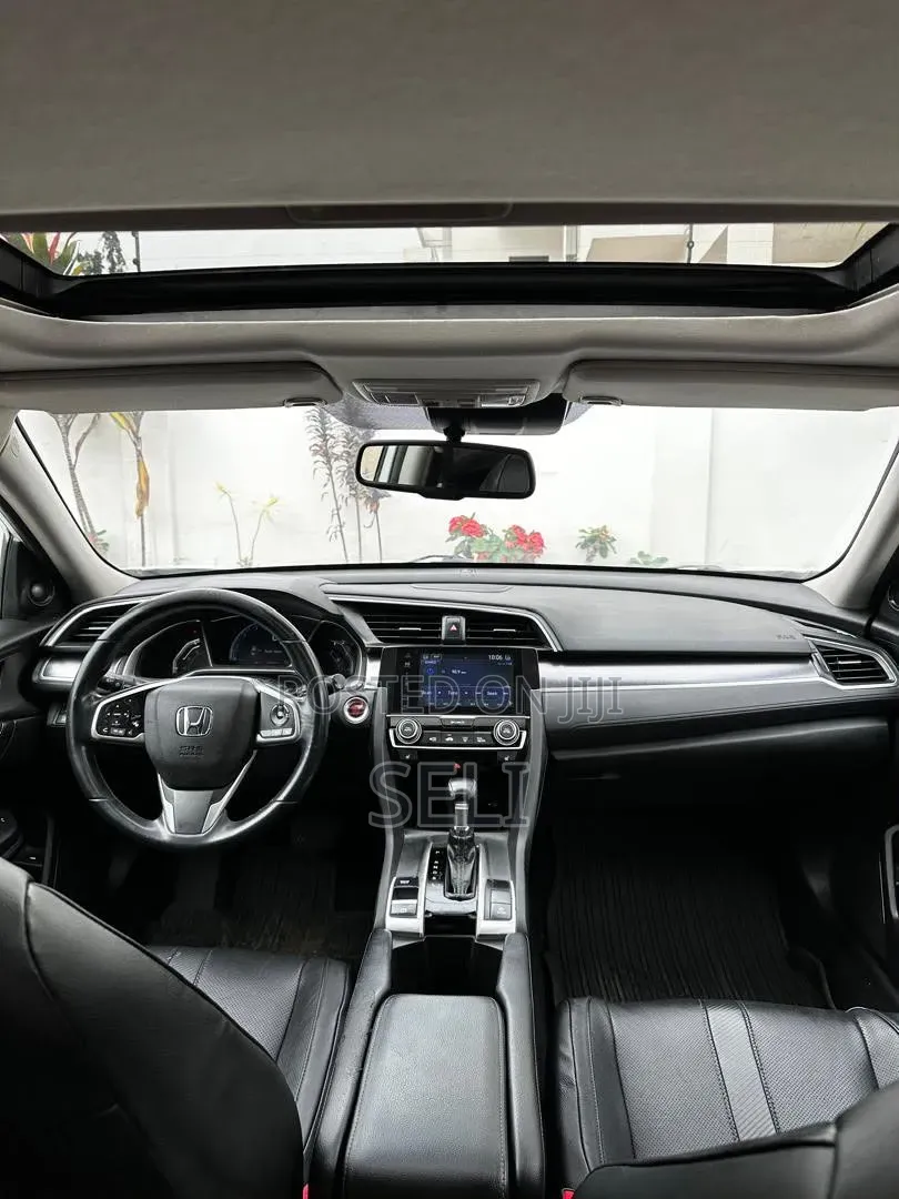 Honda Civic 2016 White