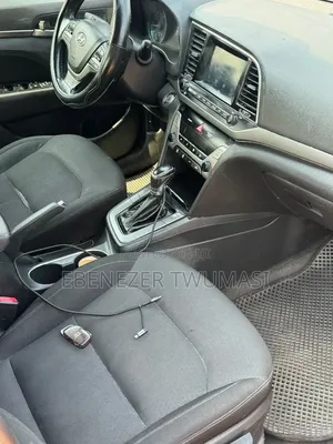 Hyundai Elantra 2018 Black