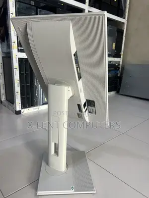 Edgeless Monitor