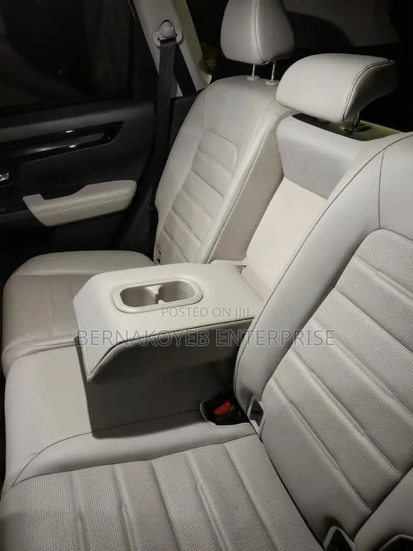 Honda CR-V 2025 White