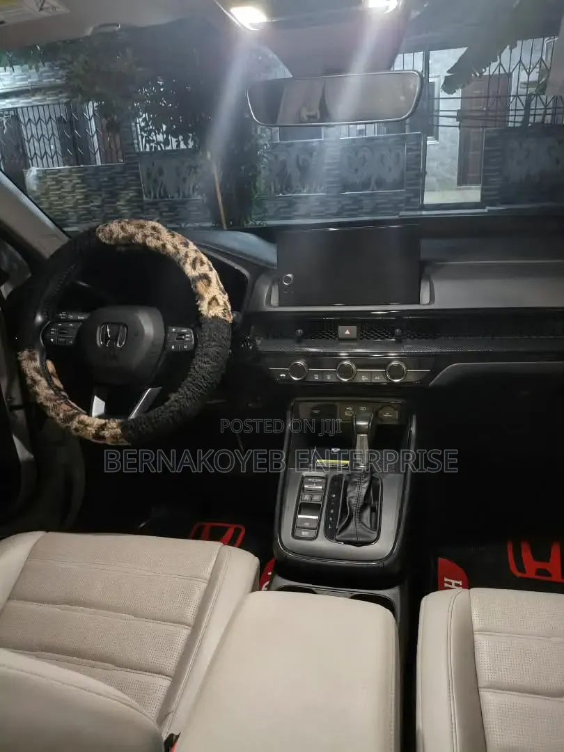 Honda CR-V 2025 White
