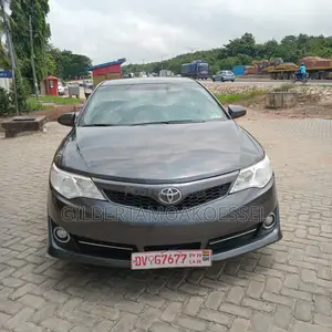 Toyota Camry 2014 Gray