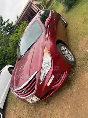 Hyundai Sonata SE Sedan FWD (2.4L 4cyl 6A) 2013 Yellow