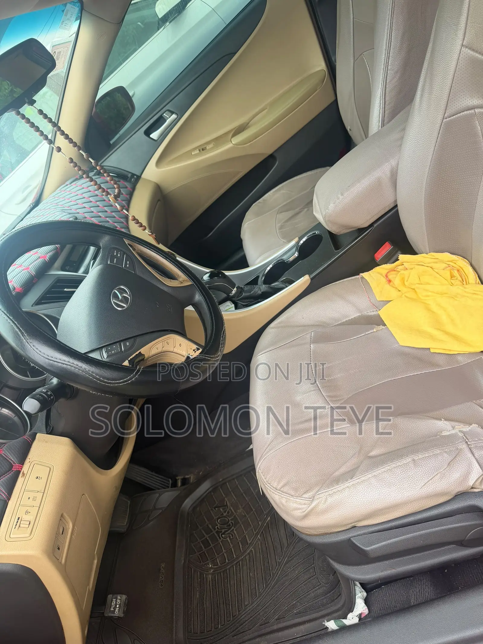 Hyundai Sonata SE Sedan FWD (2.4L 4cyl 6A) 2013 Yellow