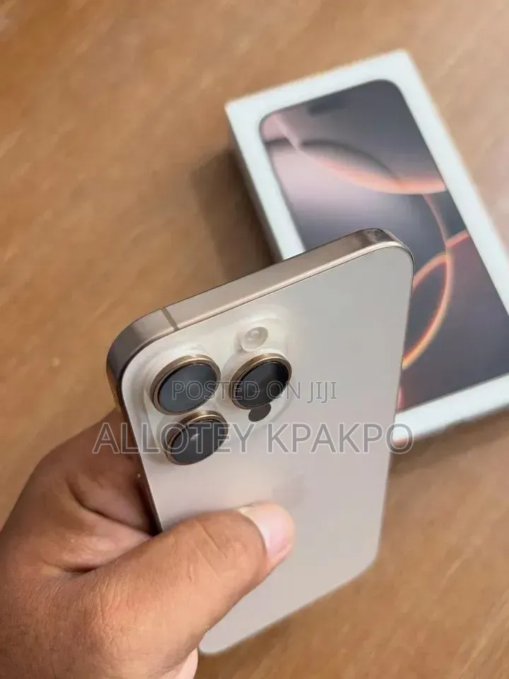 Apple iPhone 16 Pro Max 256 GB Gold