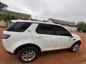 Land Rover Discovery Sport HSE LUX 2017 White