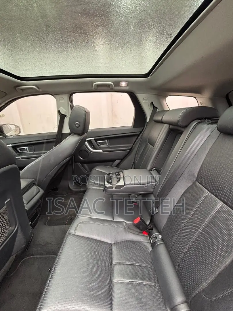 Land Rover Discovery Sport HSE LUX 2017 White