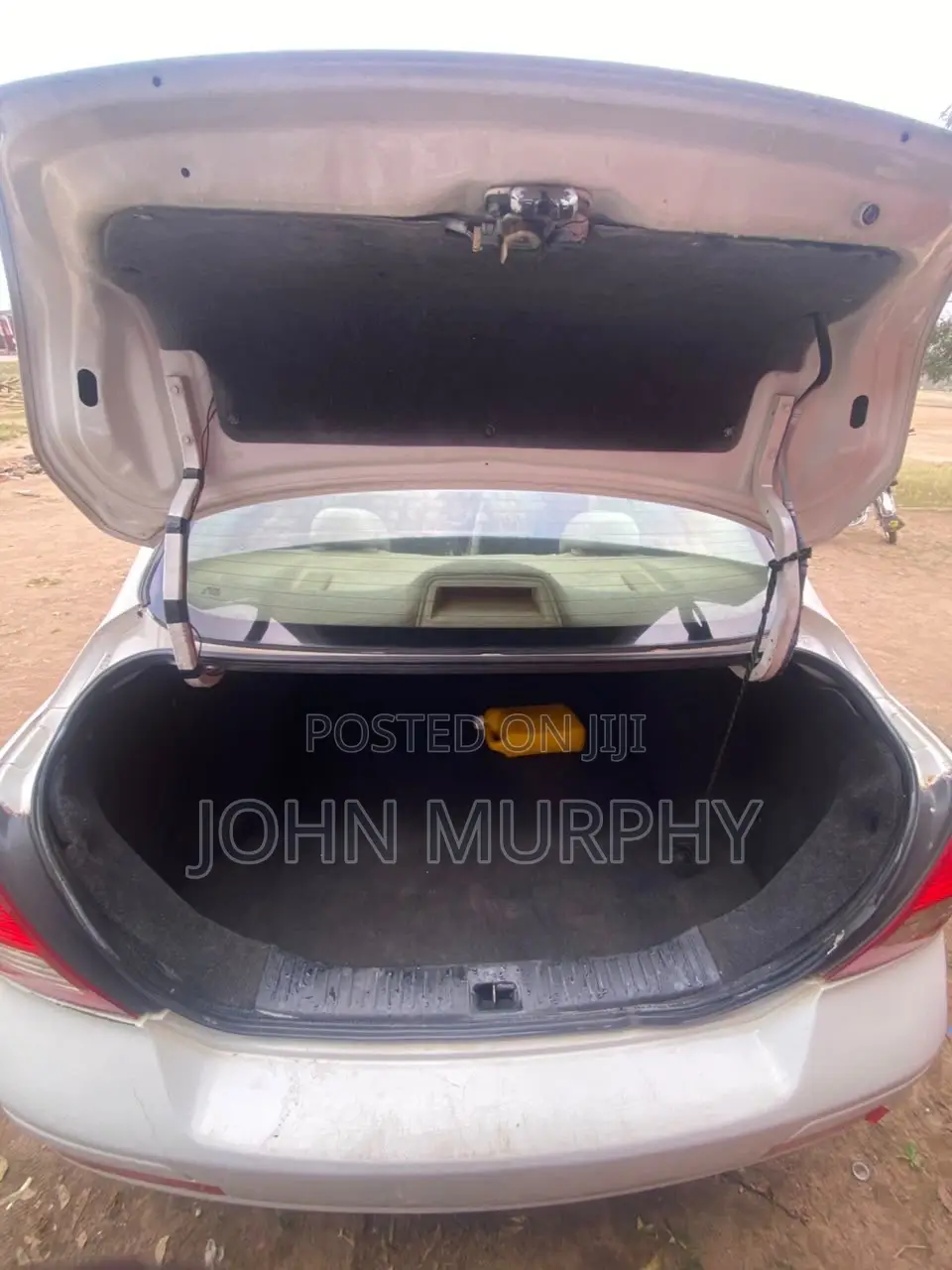 Nissan Versa 2010 White