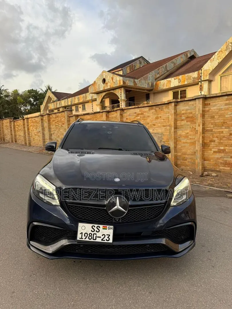 Mercedes-Benz GLE-Class 2016 Blue