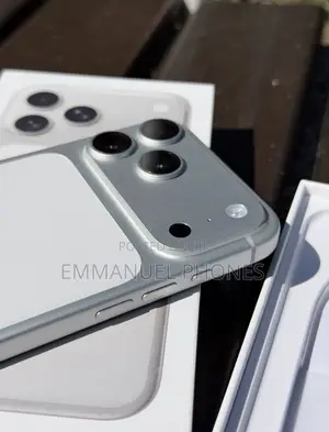 New Apple iPhone 17 Pro Max 1 TB Silver