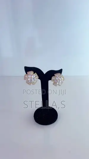 Luxury Earring 175