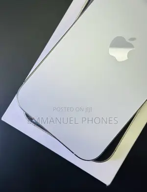 New Apple iPhone 16 Pro Max 1 TB Silver