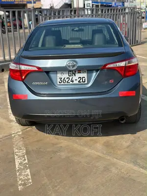 Toyota Corolla S 4dr Sedan (1.8L 4cyl CVT) 2016 Blue