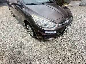 Hyundai Accent 2014 Brown