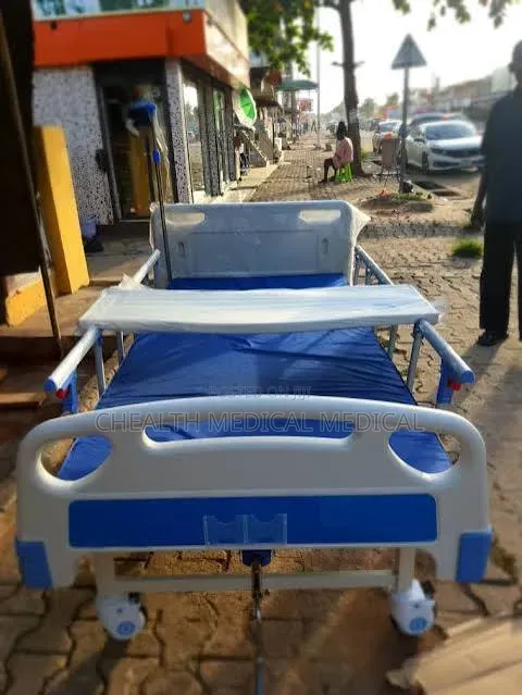 Hospital Bed 1Crank