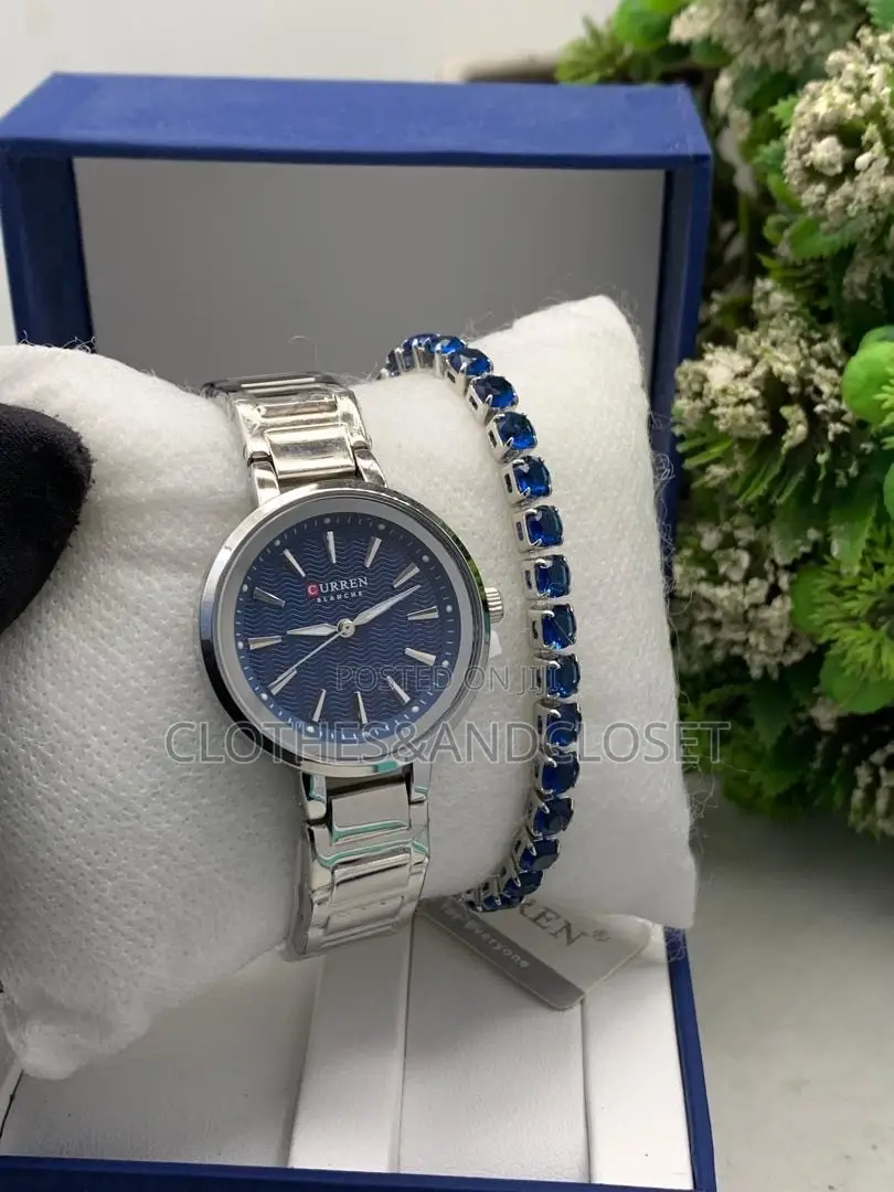 Curren 9041 Women's Analog Quartz Watch in Silver and Bracelet