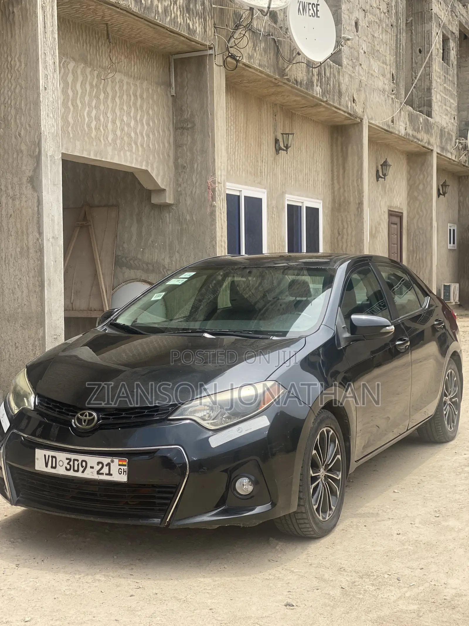 Toyota Corolla 2016 Black