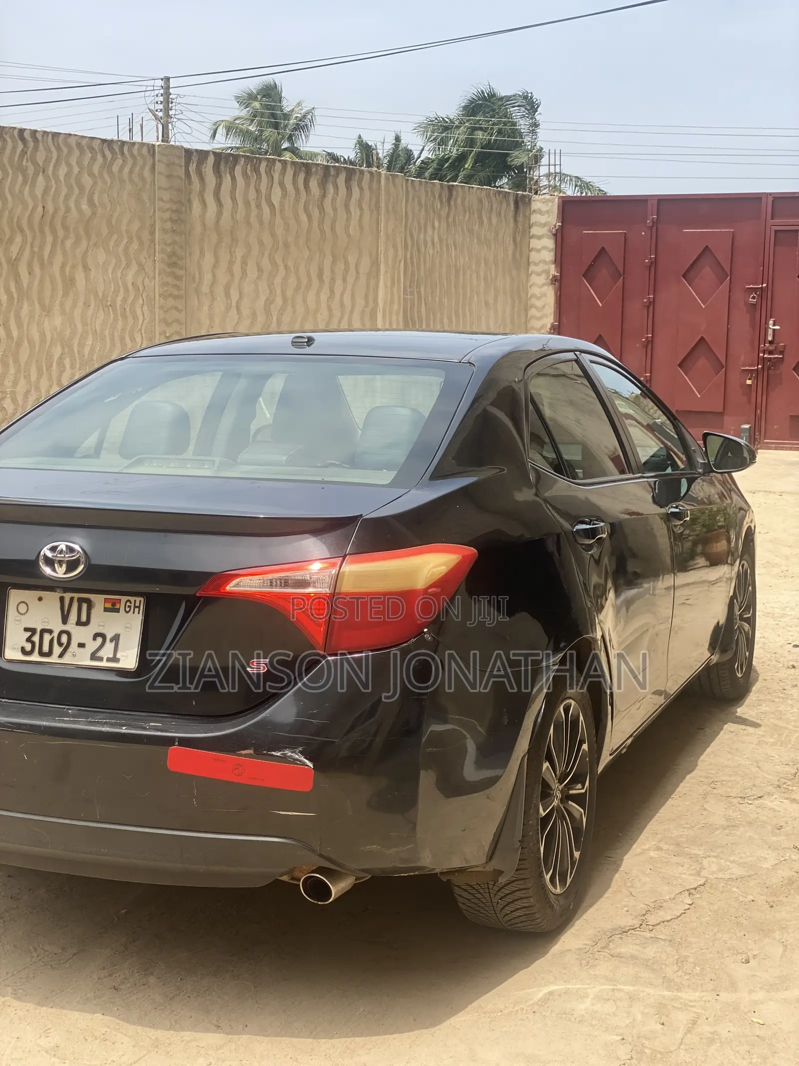 Toyota Corolla 2016 Black