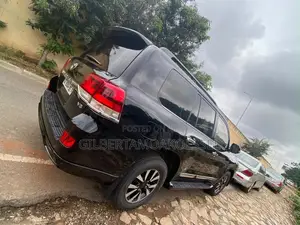 Toyota Land Cruiser 2019 Black