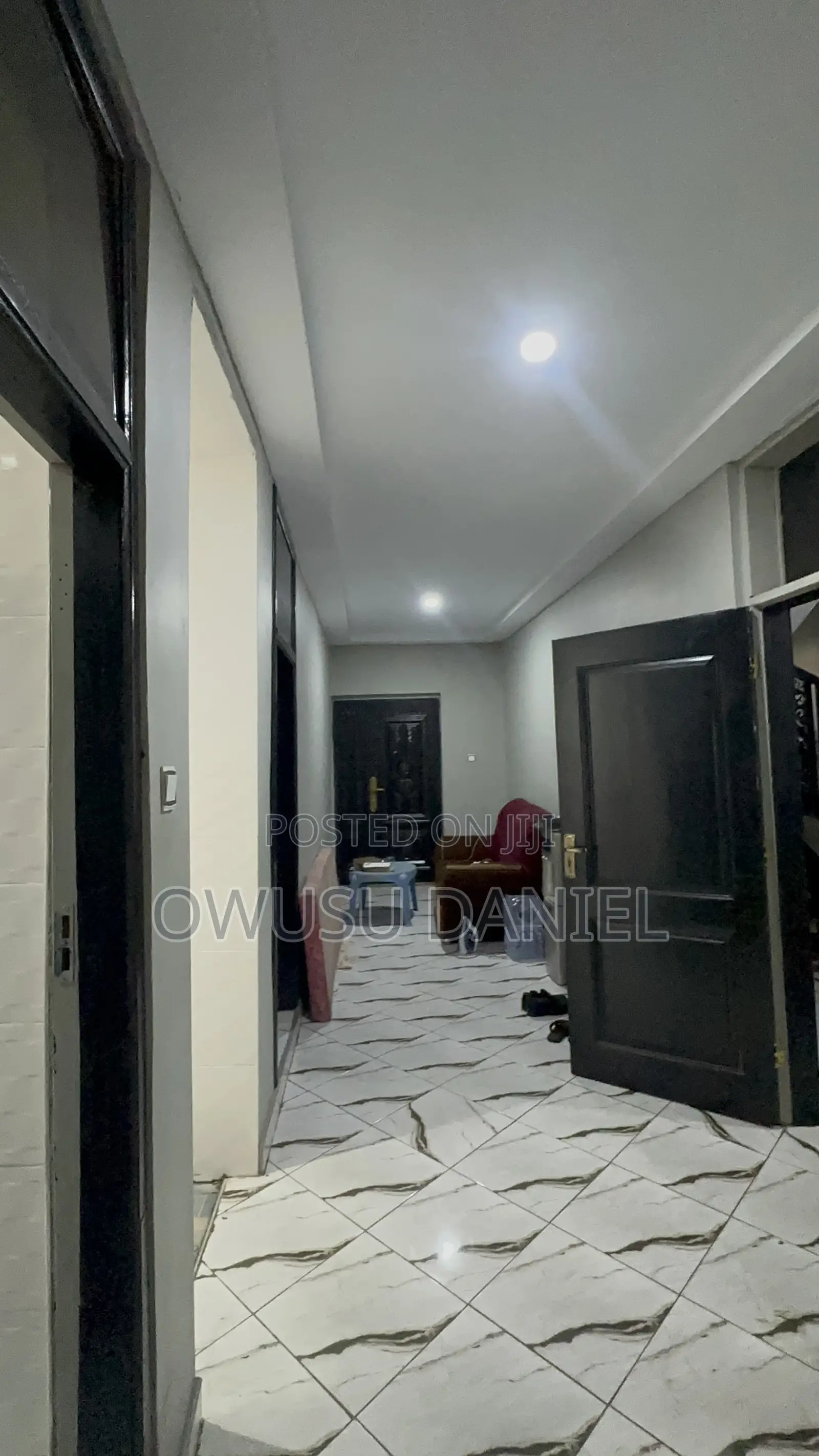6bdrm Block of Flats in Kumasi Abrepo for sale