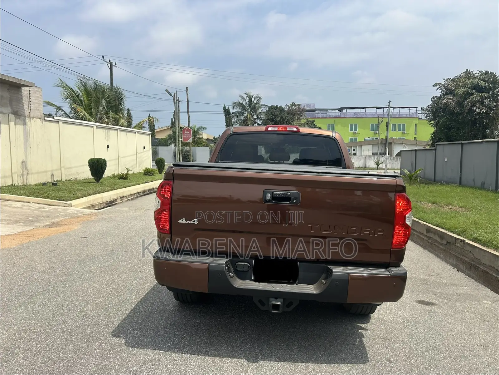 Toyota Tundra 2015 Brown