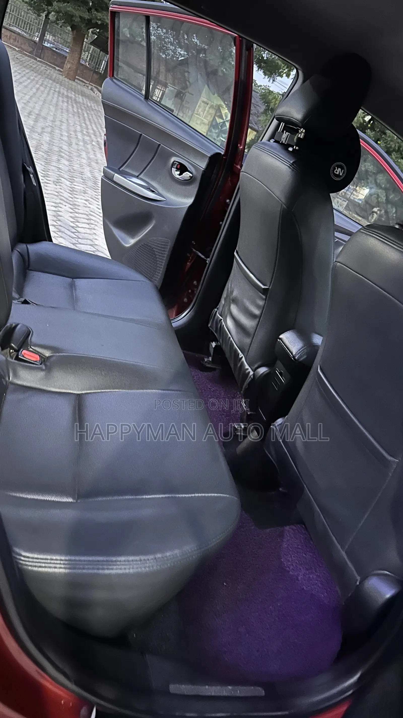 Toyota Yaris L Hatchback 5dr 2016 Red