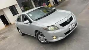 Toyota Corolla 2010 Silver