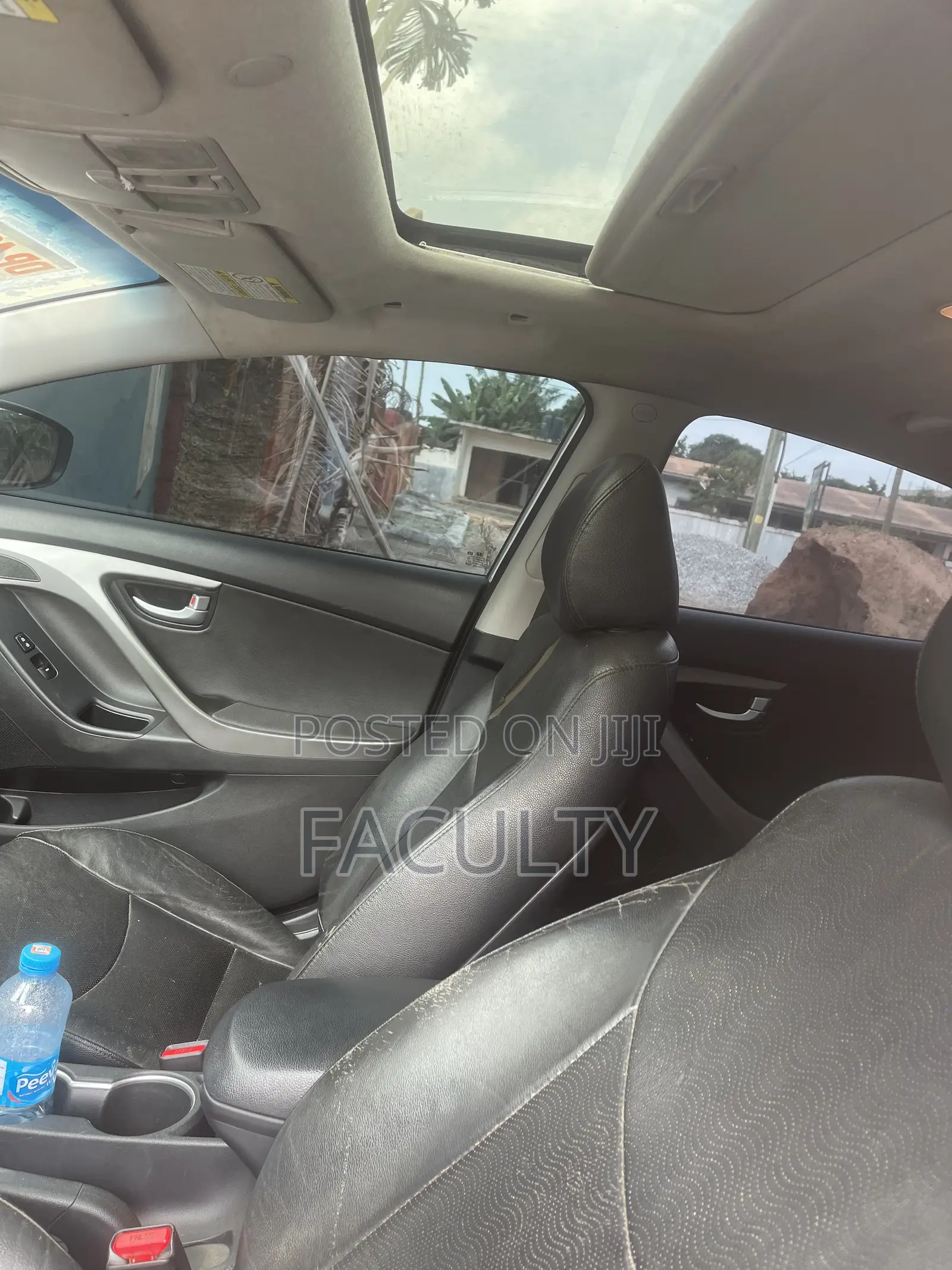 Hyundai Elantra Limited 4dr Sedan (1.8L 4cyl 6A) 2014 Silver