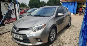 Toyota Corolla 2015 Silver