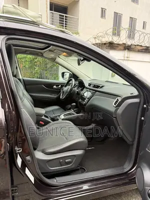 Nissan Qashqai 2014 Brown