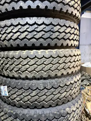 13r22.5 Linglong LLA01